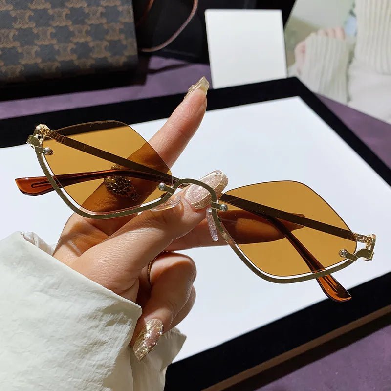 Cat Eye Sunglasses with Gold Metal Frame – travel - inspired by Aroundtheworldinarush