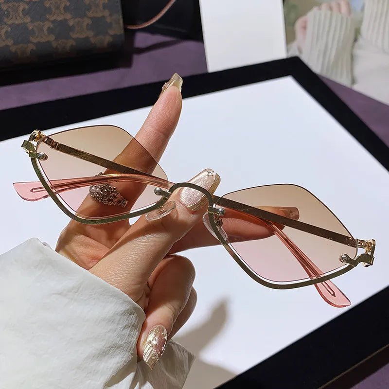 Cat Eye Sunglasses with Gold Metal Frame – travel - inspired by Aroundtheworldinarush