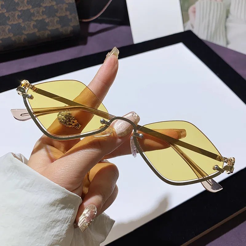 Cat Eye Sunglasses with Gold Metal Frame – travel - inspired by Aroundtheworldinarush