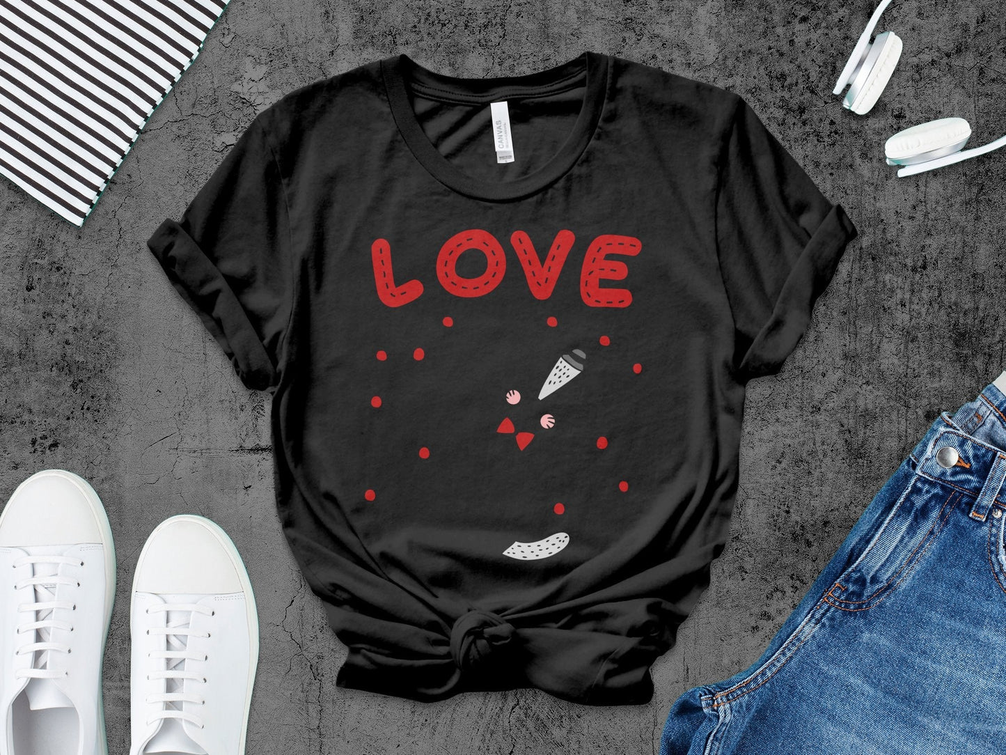 Cat Love – travel - inspired by Aroundtheworldinarush
