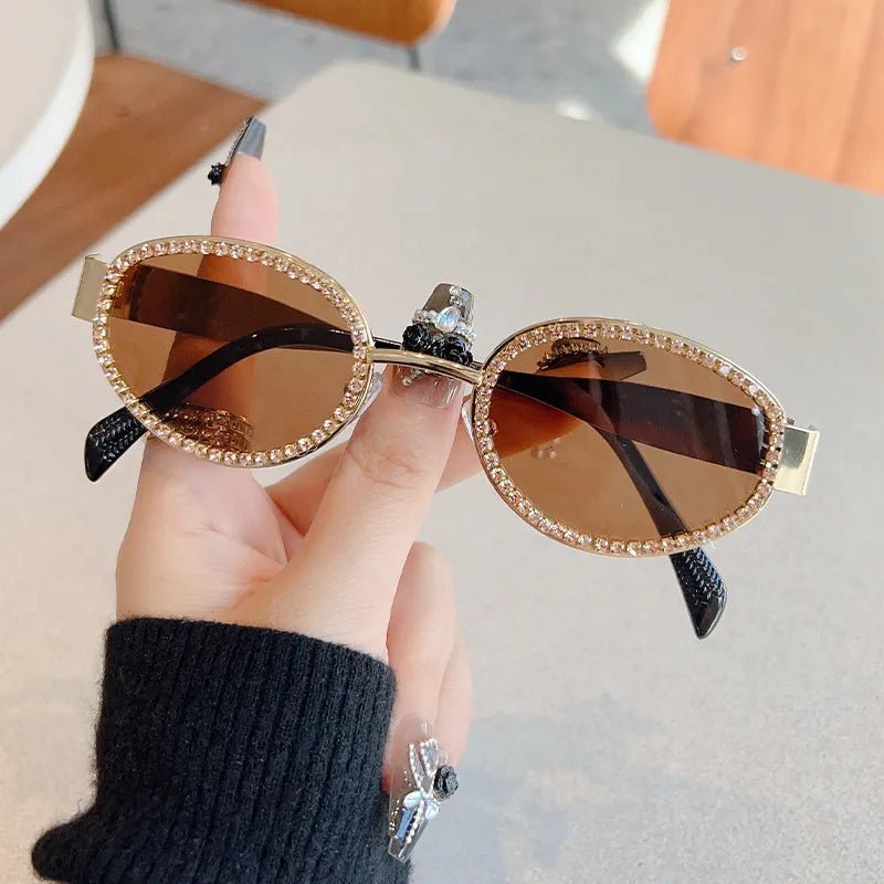 Rhinestones Decor Oval Sunglasses – travel - inspired by Aroundtheworldinarush