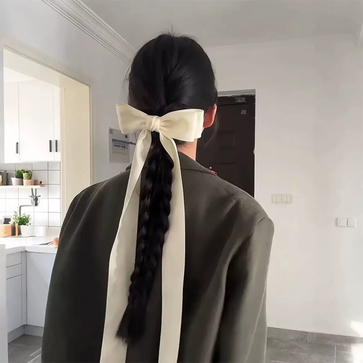 Ribbon Bow Hair Clip – travel - inspired by Aroundtheworldinarush
