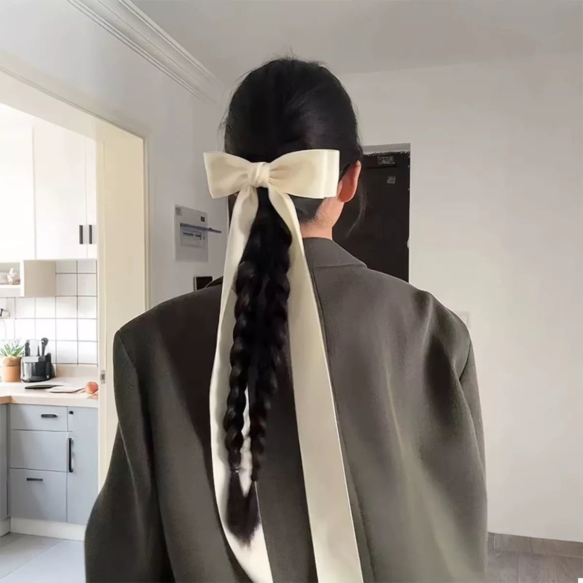 Ribbon Bow Hair Clip – travel - inspired by Aroundtheworldinarush