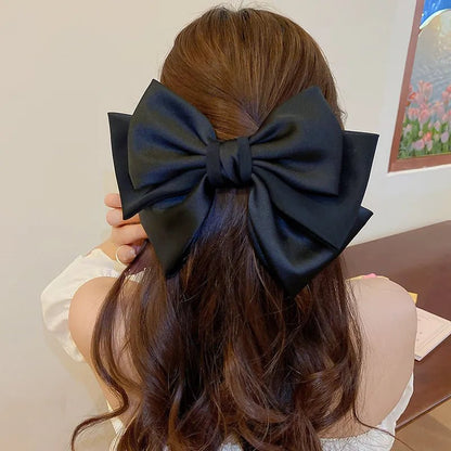 Bow Cloth Hair Clip – travel - inspired by Aroundtheworldinarush