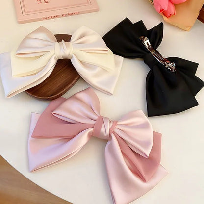 Bow Cloth Hair Clip – travel - inspired by Aroundtheworldinarush