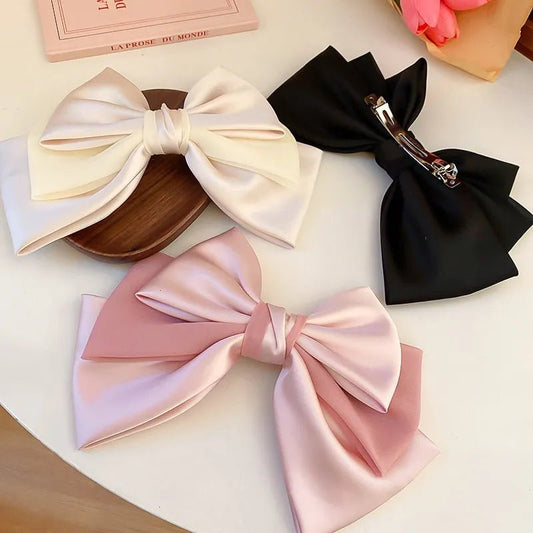 Bow Cloth Hair Clip – travel - inspired by Aroundtheworldinarush