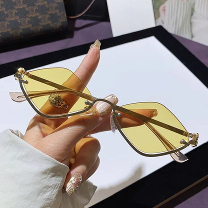 Cat Eye Sunglasses with Gold Metal Frame – travel - inspired by Aroundtheworldinarush