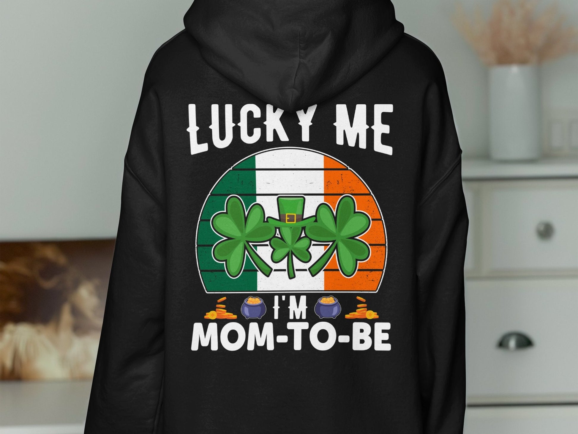 Lucky Me I'm Mom - to - be – travel - inspired Clothing by Aroundtheworldinarush